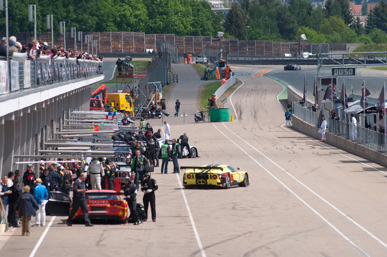 Ford GT Race Scene Picture
